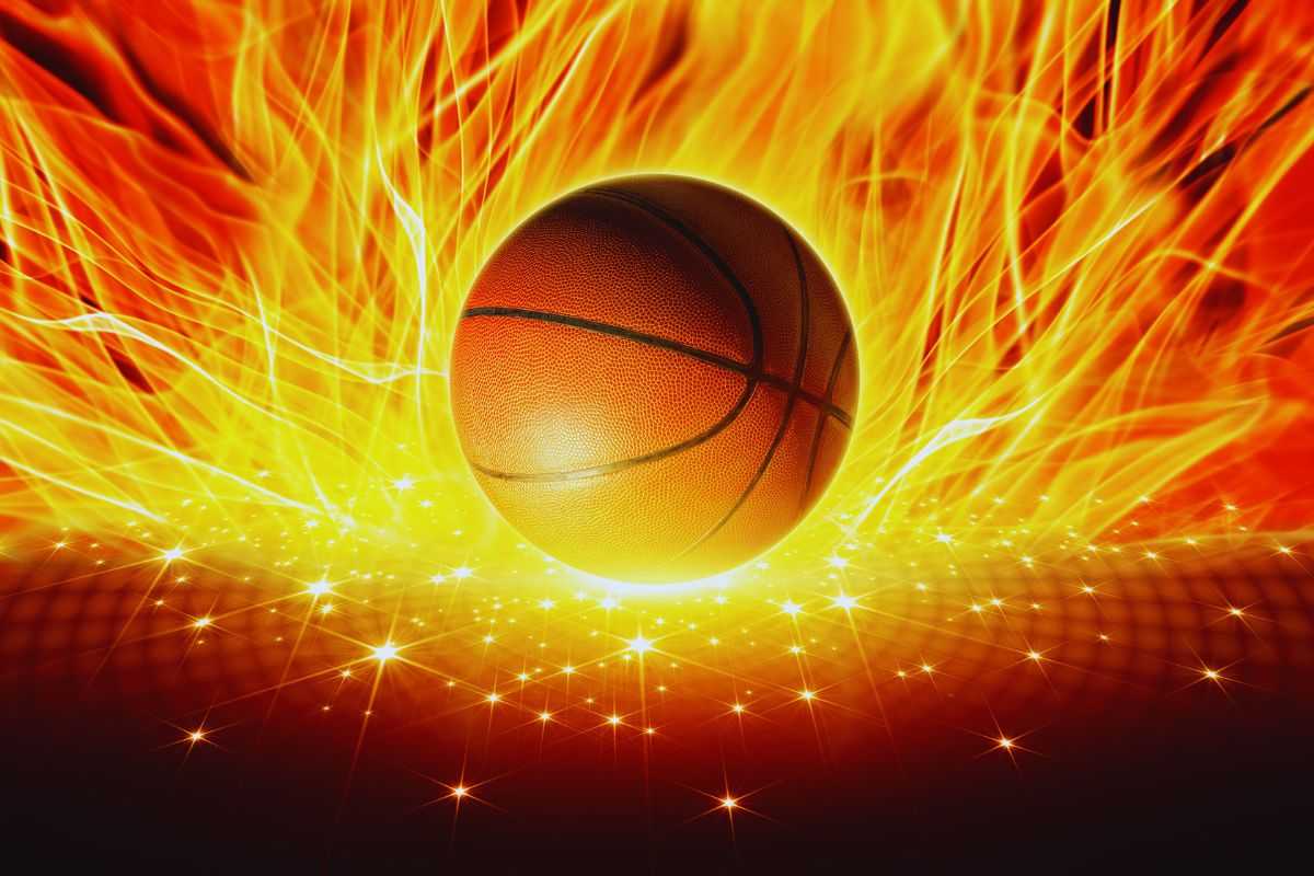 palla di basket infuocata